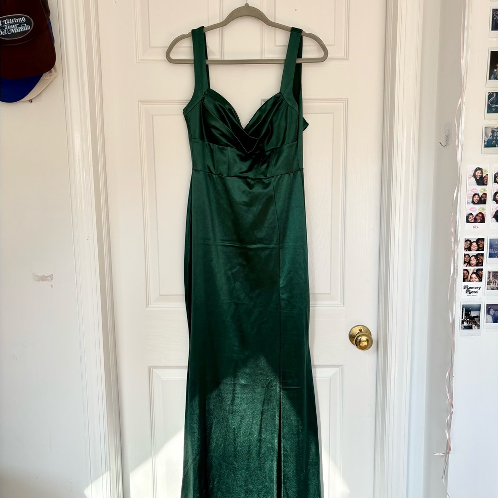 Windsor Elegant Green Evening Dress